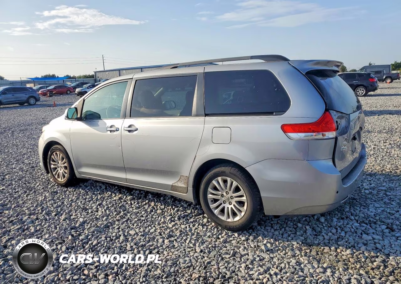 2012 Toyota Sienna Xle 8-Passenger VIN:5TDYK3DC1CS239822 - 2
