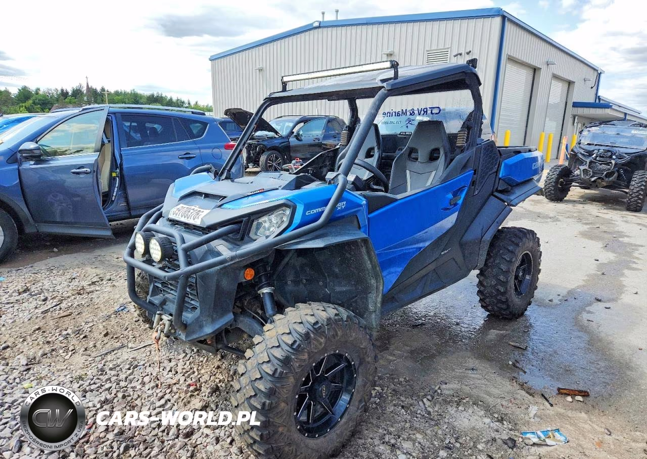 2023 Can-Am Commander Utility Vehicle VIN:3JBAKAX49PK000159 - 2