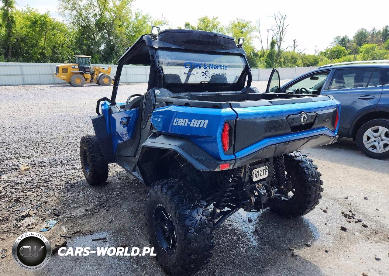 2023 Can-Am Commander Utility Vehicle VIN:3JBAKAX49PK000159 - 3