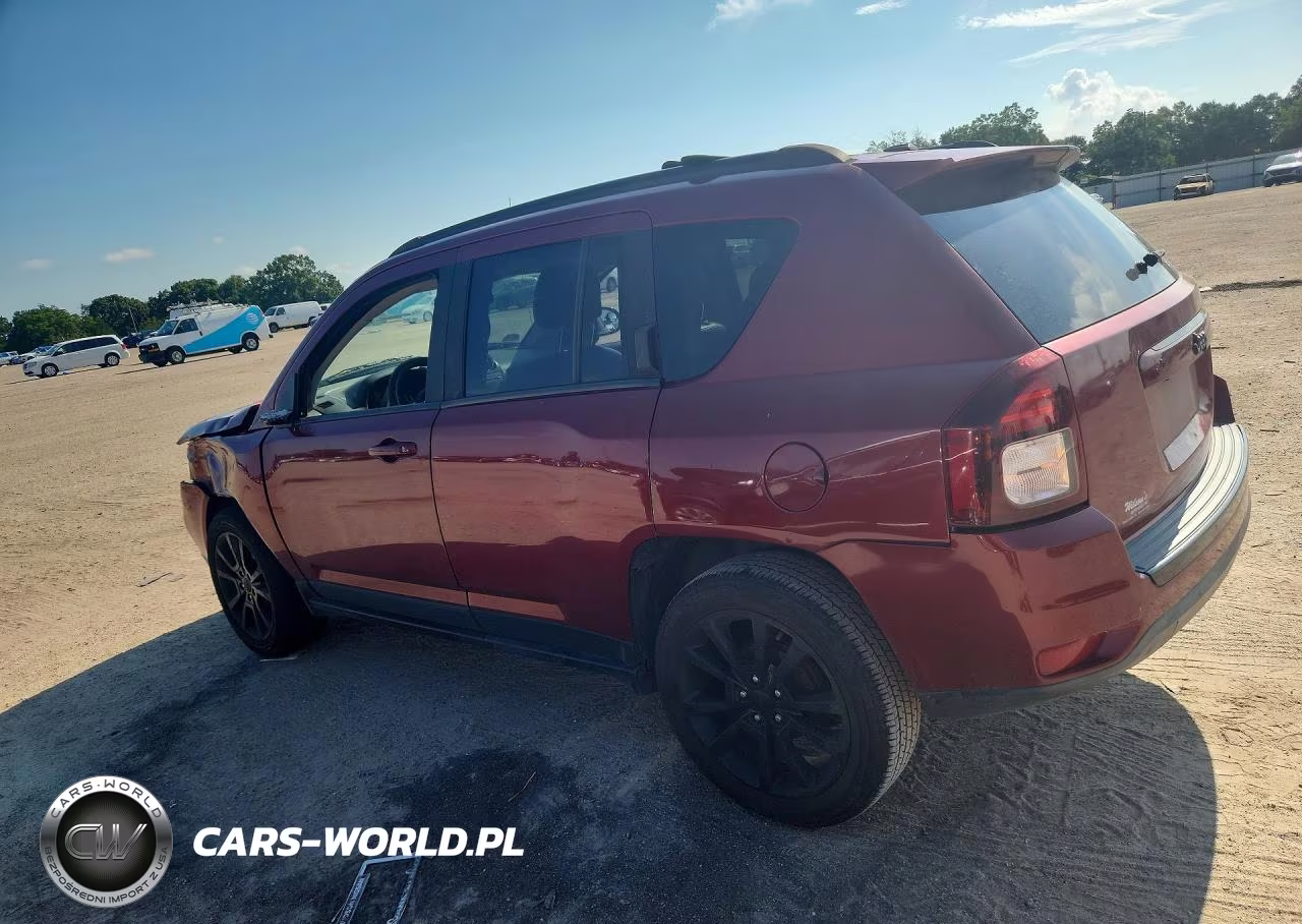 2014 Jeep Cheeroke VIN:1C4NJCBAXED769647 - 2