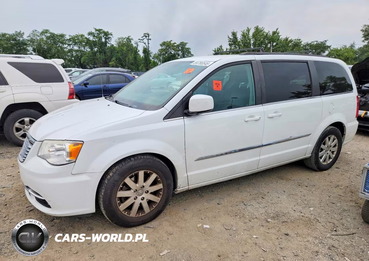 2015 Chrysler Town & Country Touring