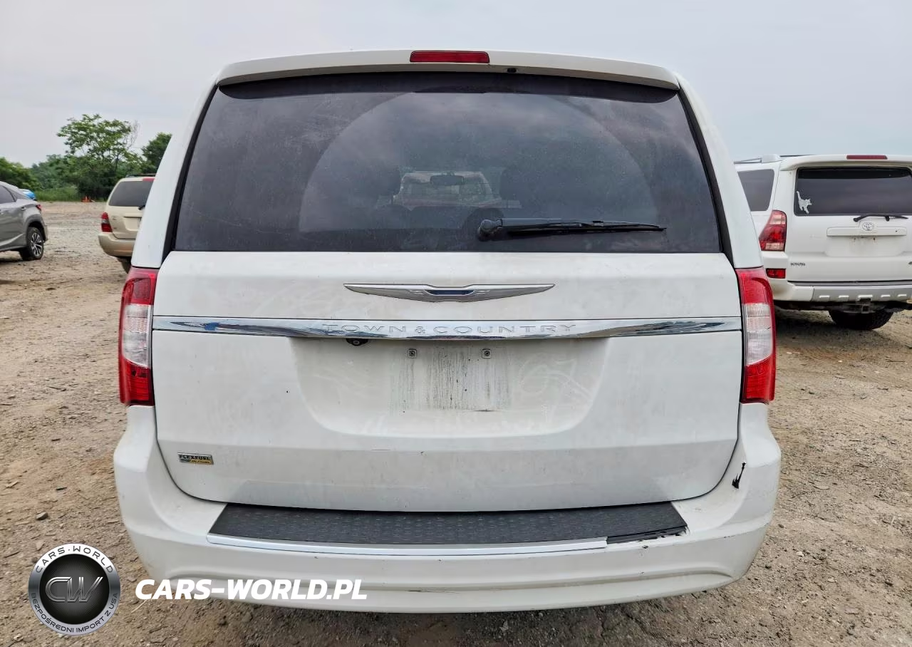 2015 Chrysler Town & Country Touring VIN:2C4RC1BG7FR707156 - 6