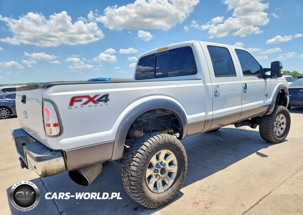 2012 Ford F250 Super Duty VIN:1FT7W2BT2CEC53313 - 3