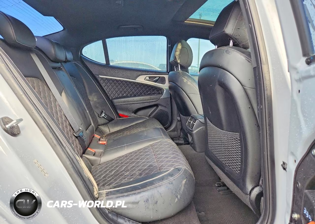 2019 Genesis G70 2.0T Advanced VIN:KMTG44LA6KU040160 - 10