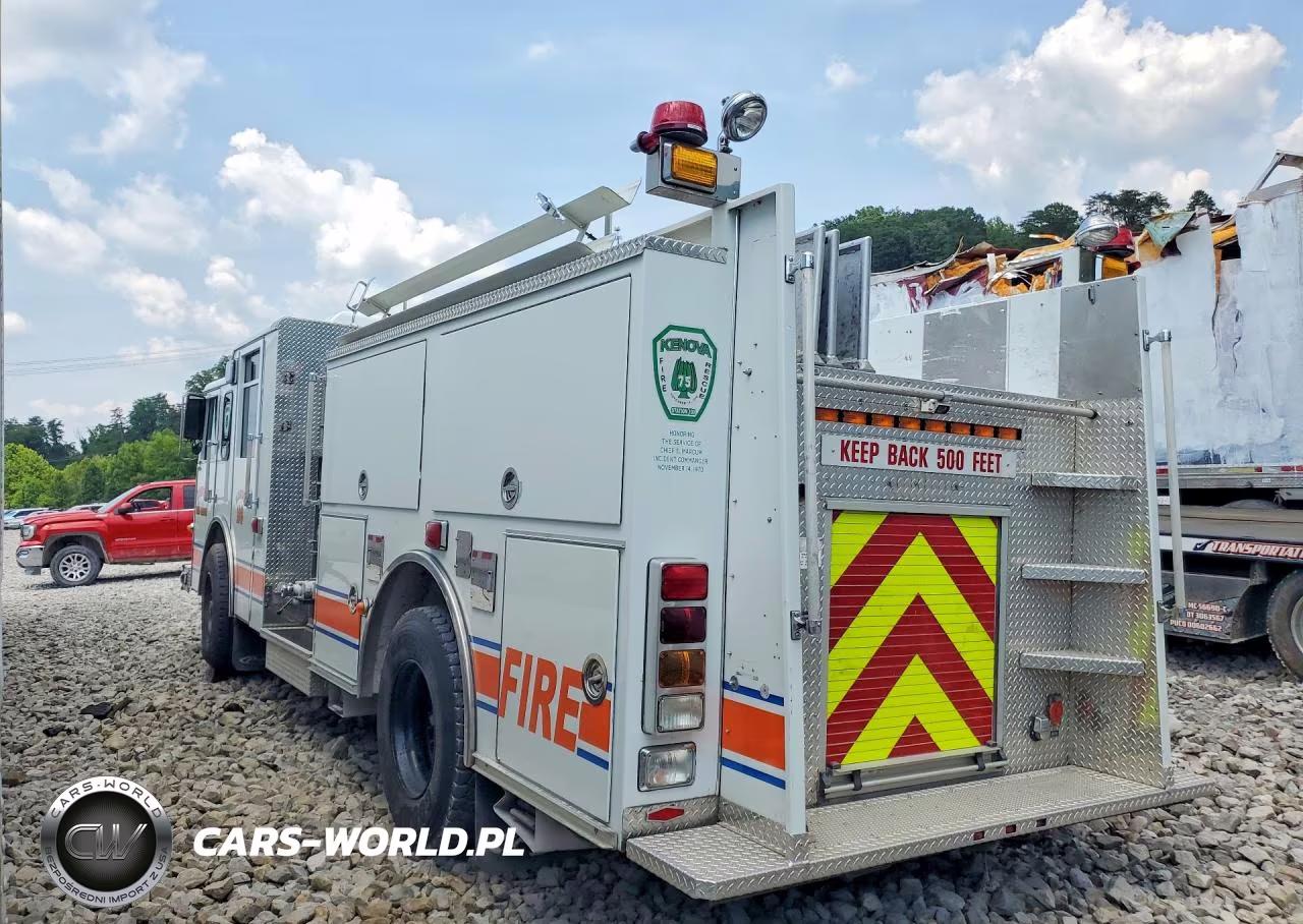 2000 Pierce Mfg. Inc. Pierce - Fire Truck VIN:4P1CT02S7YA000545 - 2
