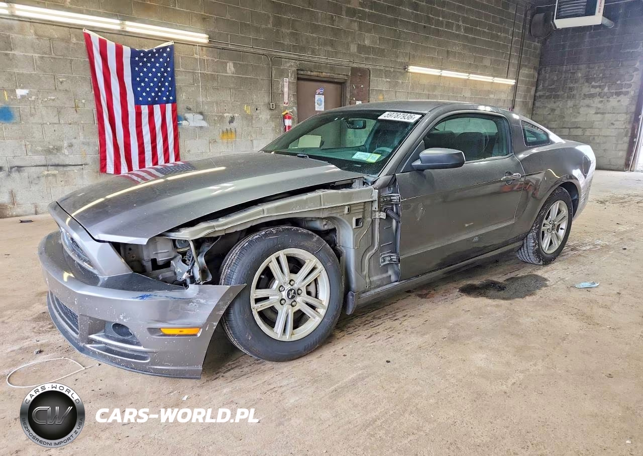 2014 Ford Mustang – zdjęcie 1 z 12
