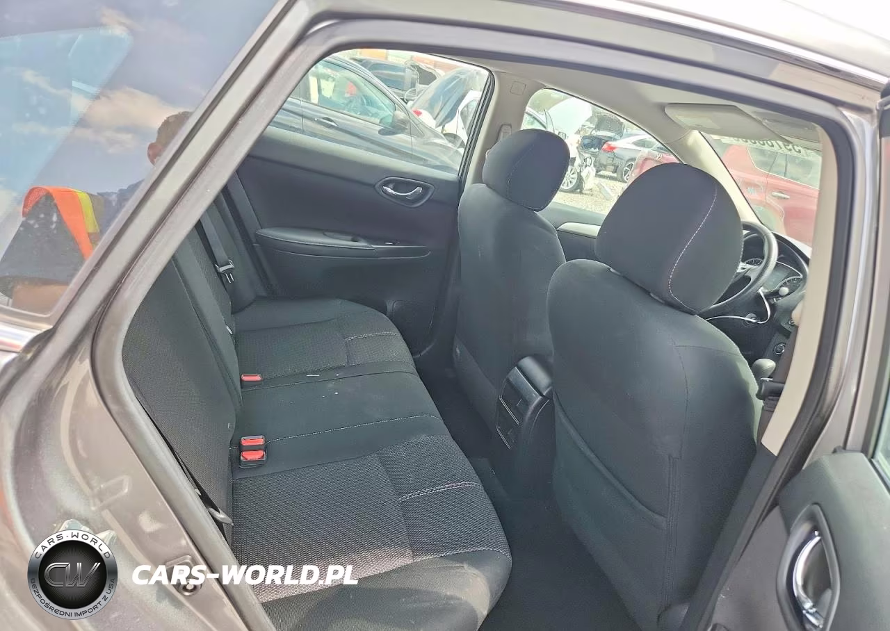 2018 Nissan Sentra S VIN:3N1AB7AP6JY273876 - 10
