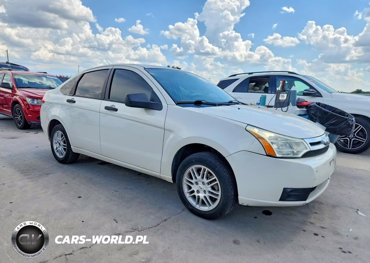 2010 Ford Focus Se VIN:1FAHP3FN8AW108275 - 4