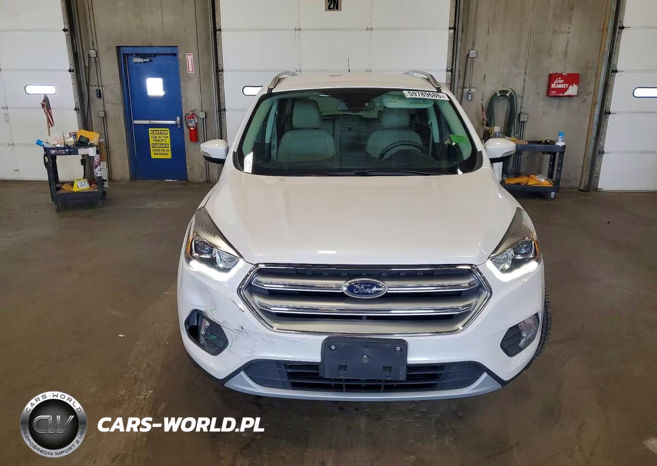 2017 Ford Escape Titanium VIN:1FMCU9J95HUE54697 - 5
