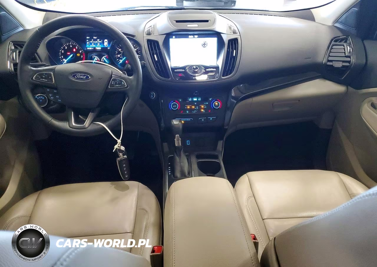 2017 Ford Escape Titanium VIN:1FMCU9J95HUE54697 - 8