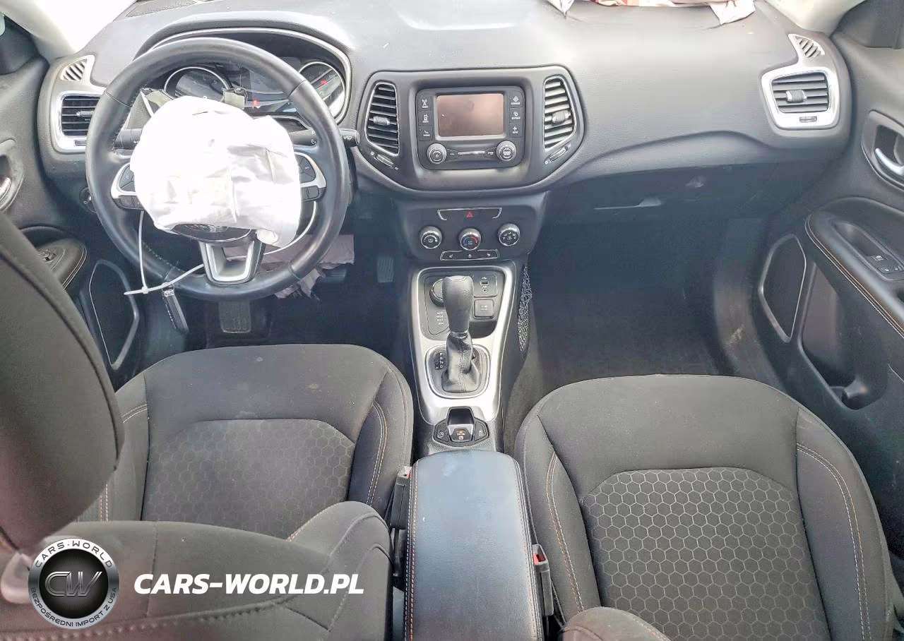 2018 Jeep Compass Sport VIN:3C4NJDAB3JT373161 - 8