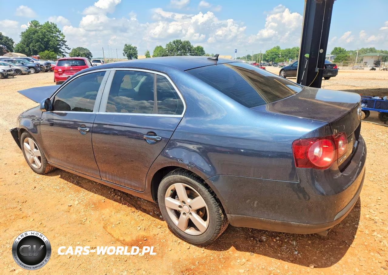 2008 Volkswagen Jetta Se VIN:3VWRM71K48M105201 - 2