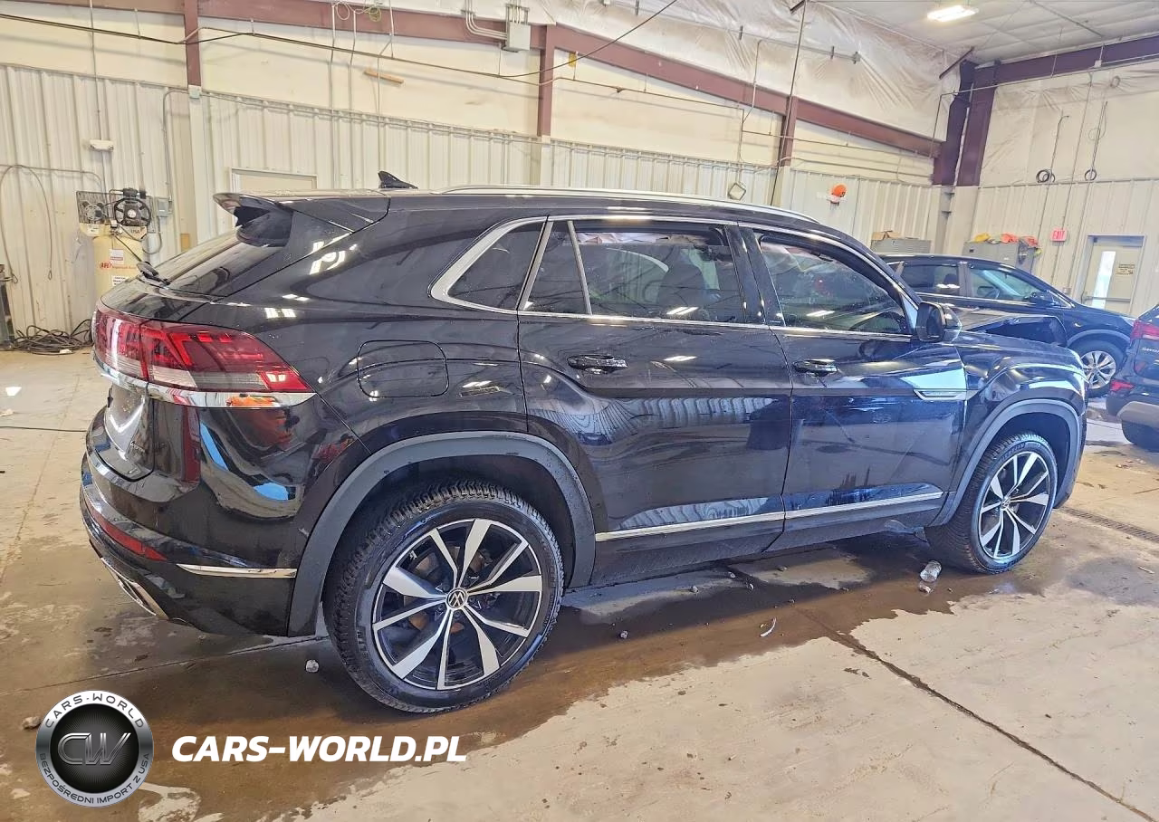 2024 Volkswagen Atlas Cross Sport Sel Premium R-Line VIN:1V2FE2CA9RC207914 - 3