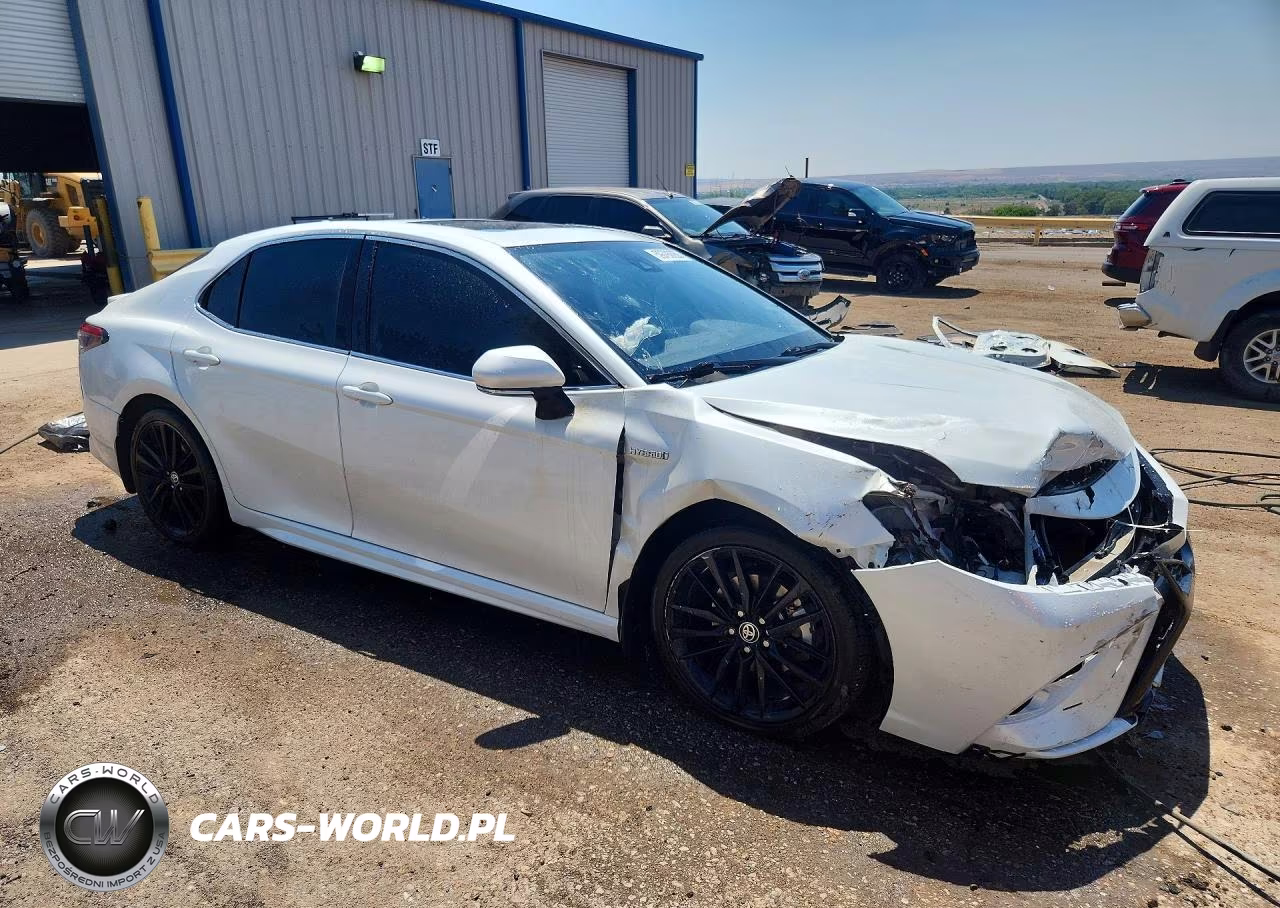 2021 Toyota Camry Xse VIN:4T1K31AKXMU031949 - 4