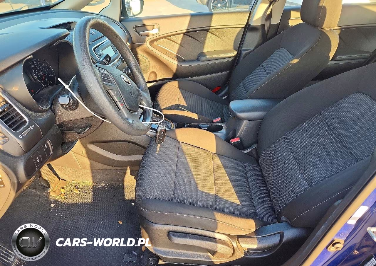 2018 Kia Forte Lx VIN:3KPFK4A7XJE169779 - 7