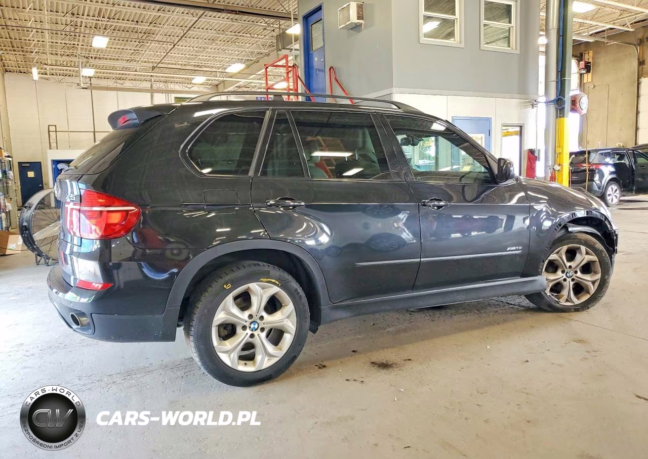 2012 BMW X5 xDrive35I VIN:5UXZV4C59CL767449 - 3