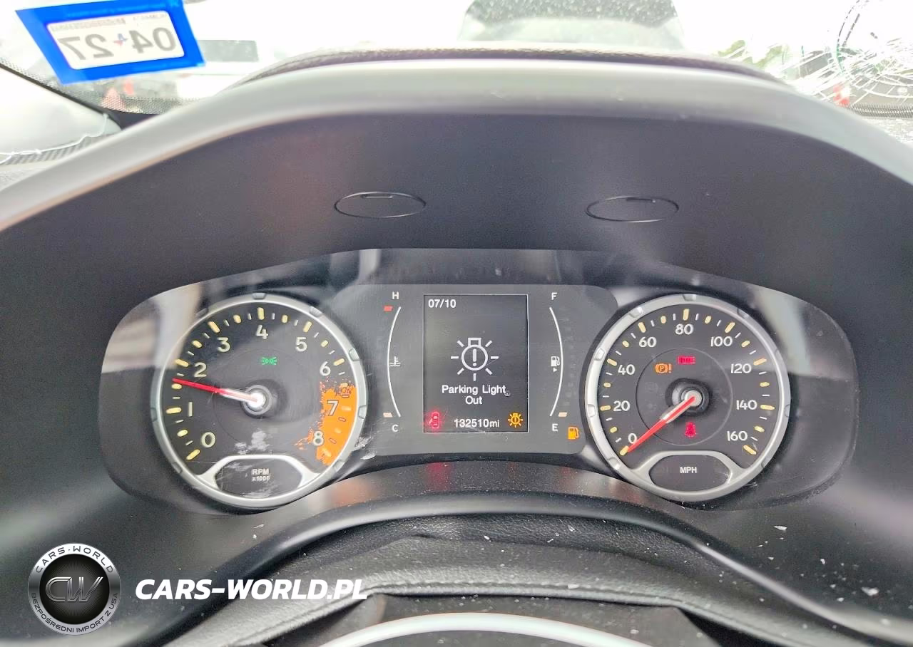 2015 Jeep Renegade Latitude VIN:ZACCJABH0FPB62254 - 9