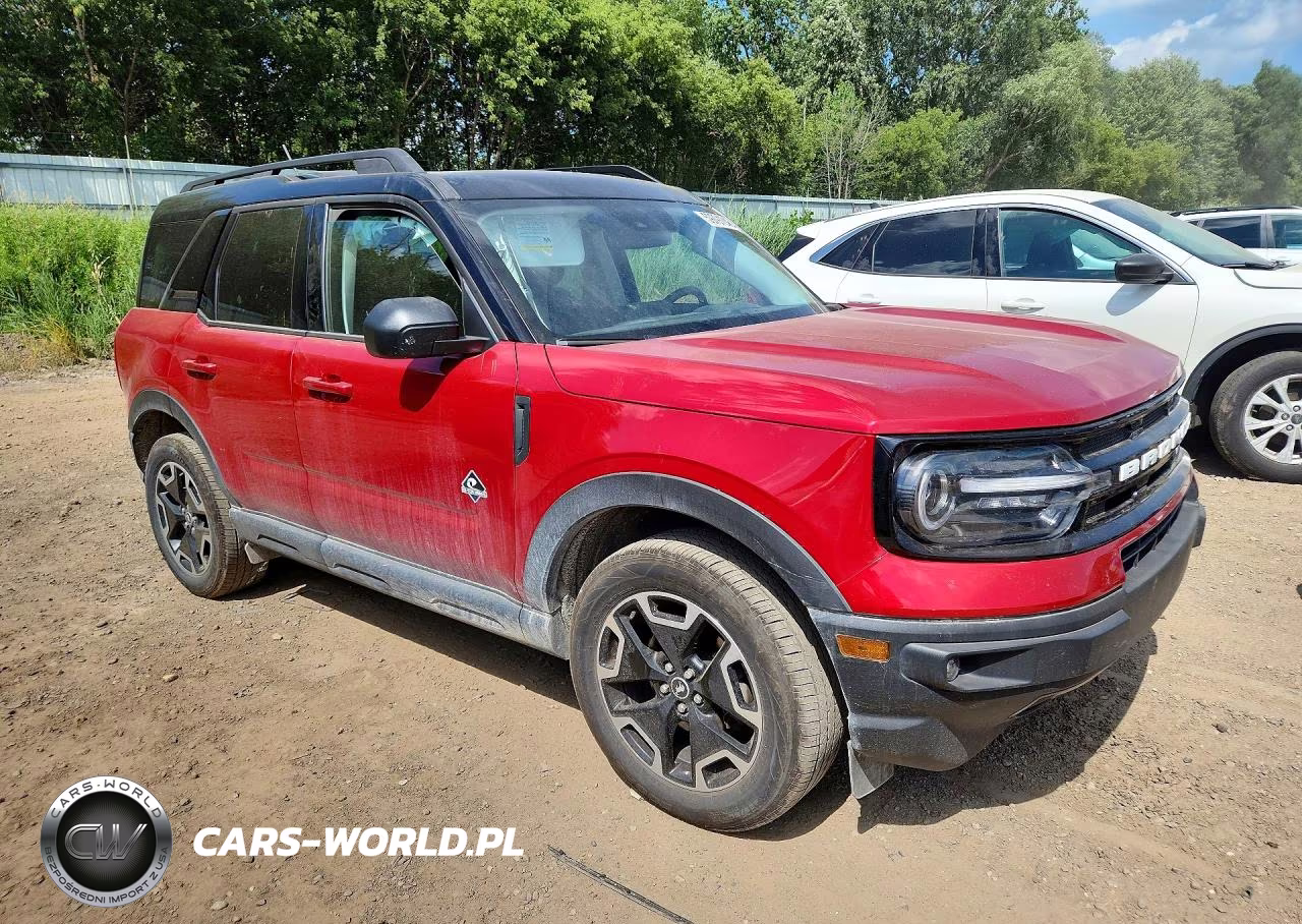 2021 Ford Bronco Sport Outer Banks VIN:3FMCR9C67MRB38319 - 4