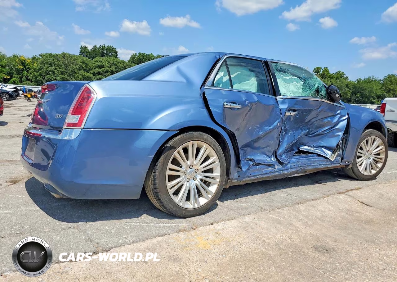 2011 Chrysler 300 Limited VIN:2C3CA5CG5BH582678 - 3