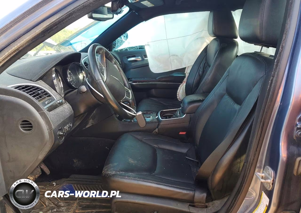 2011 Chrysler 300 Limited VIN:2C3CA5CG5BH582678 - 7