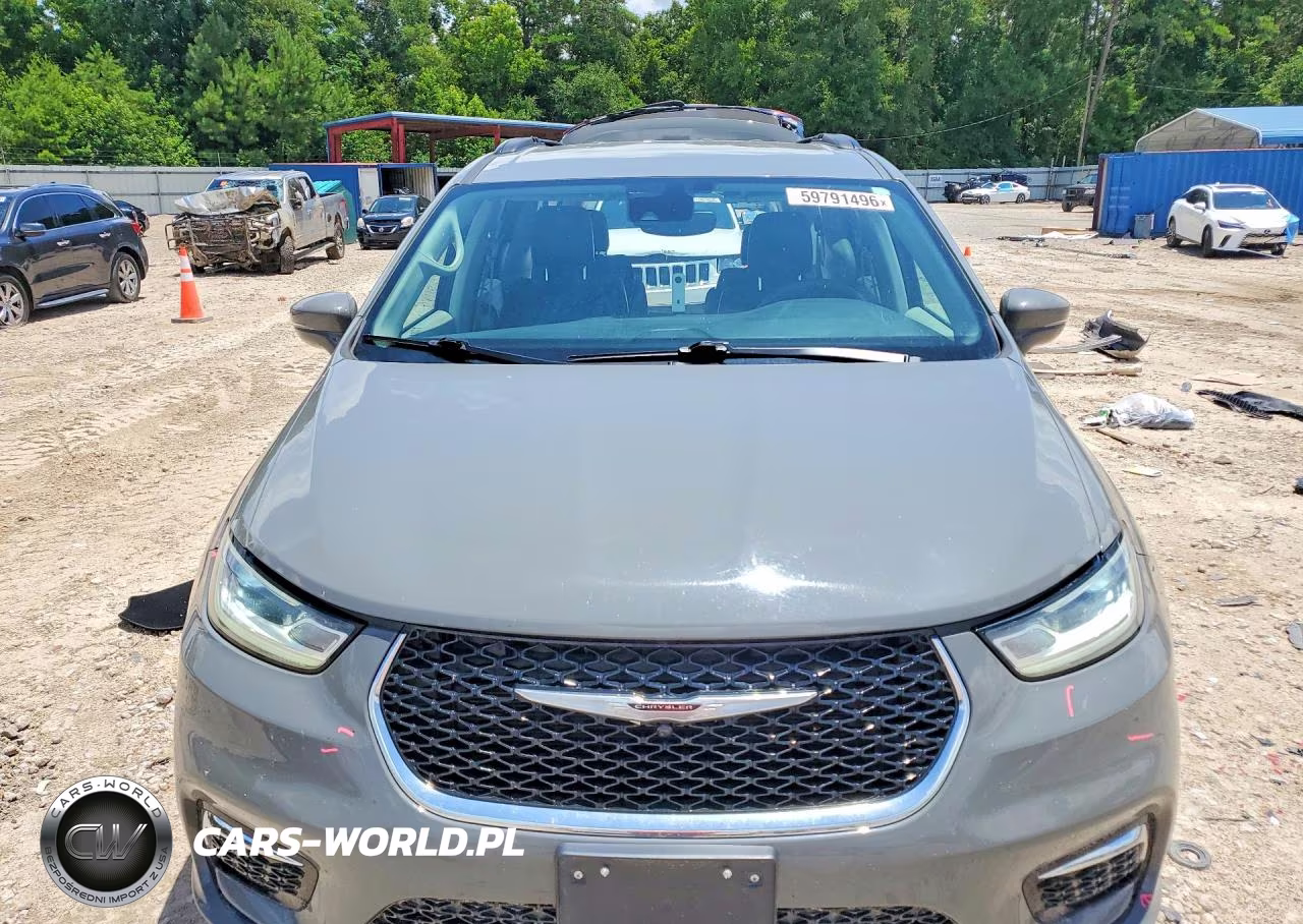 2022 Chrysler Pacifica Touring L VIN:2C4RC1BG7NR185904 - 5
