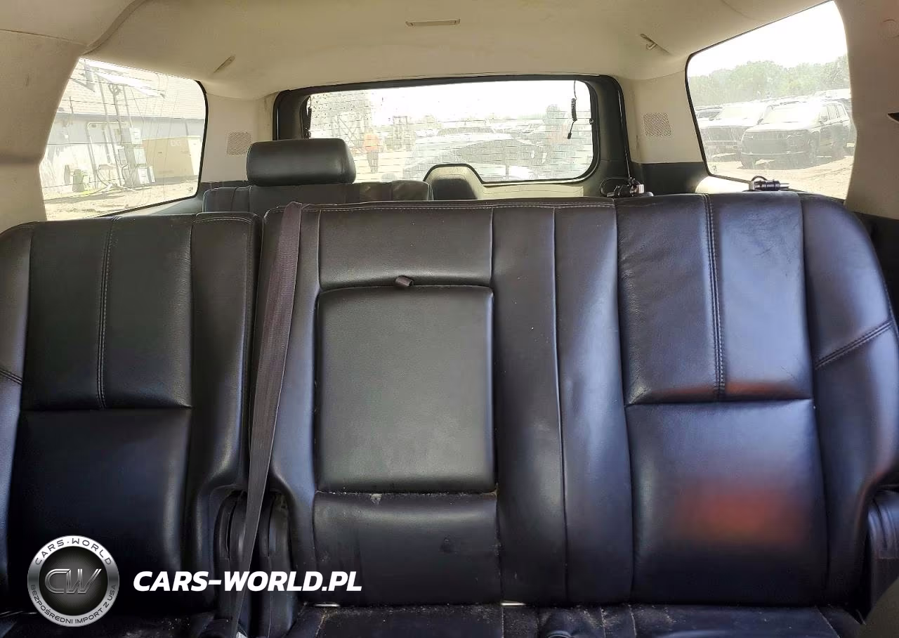 2011 Chevrolet Suburban K1500 Lt VIN:1GNSKJE39BR388816 - 10