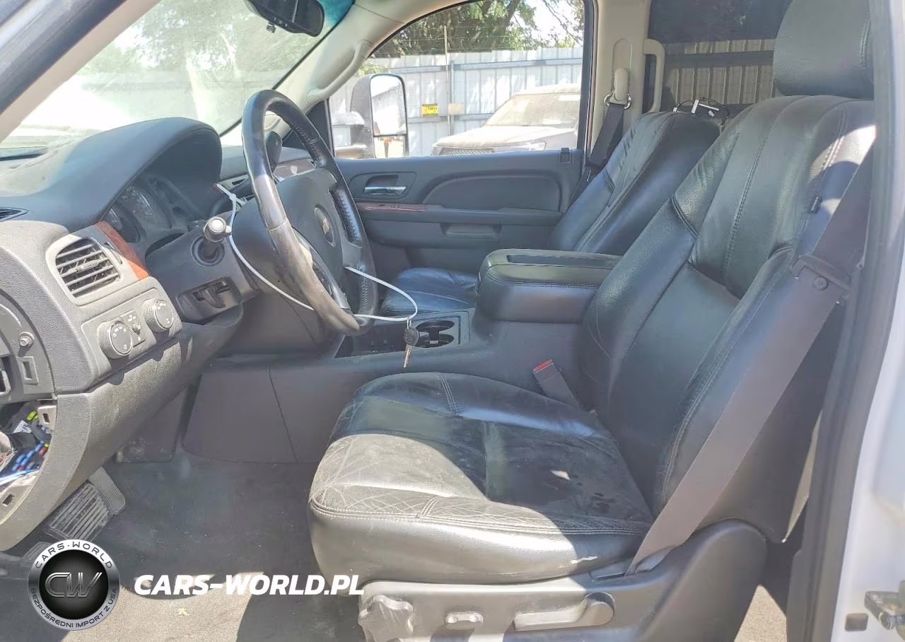 2011 Chevrolet Suburban K1500 Lt VIN:1GNSKJE39BR388816 - 7
