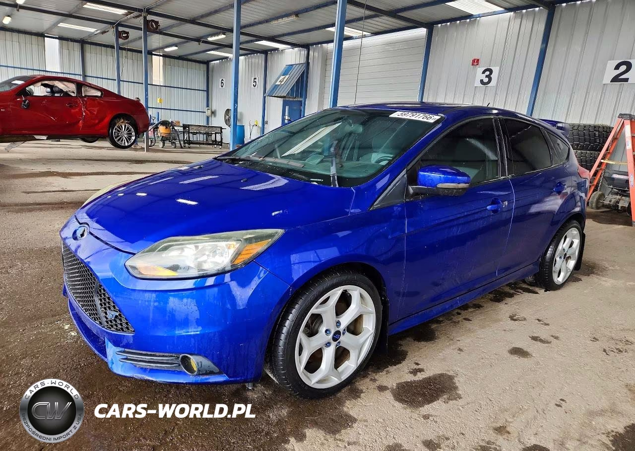 2014 Ford Focus St – zdjęcie 1 z 12