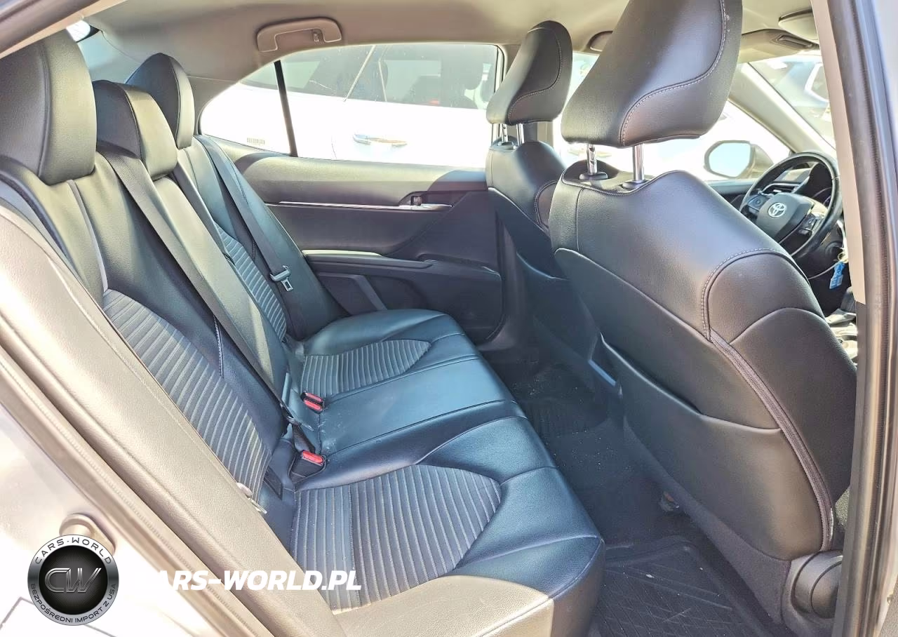 2021 Toyota Camry Se VIN:4T1G11AK3MU558789 - 10