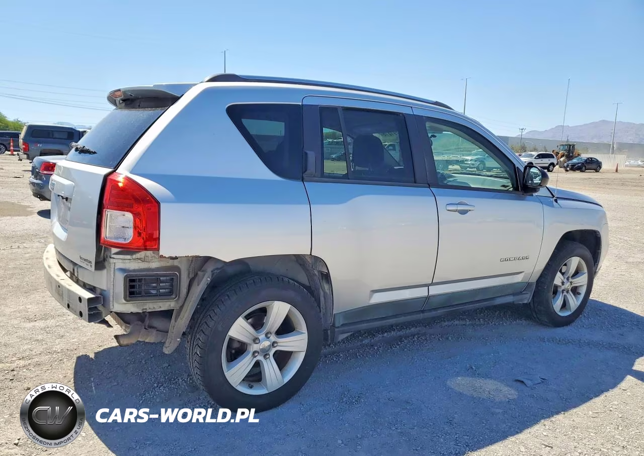 2011 Jeep Compass VIN:1J4NF1FB4BD278425 - 3