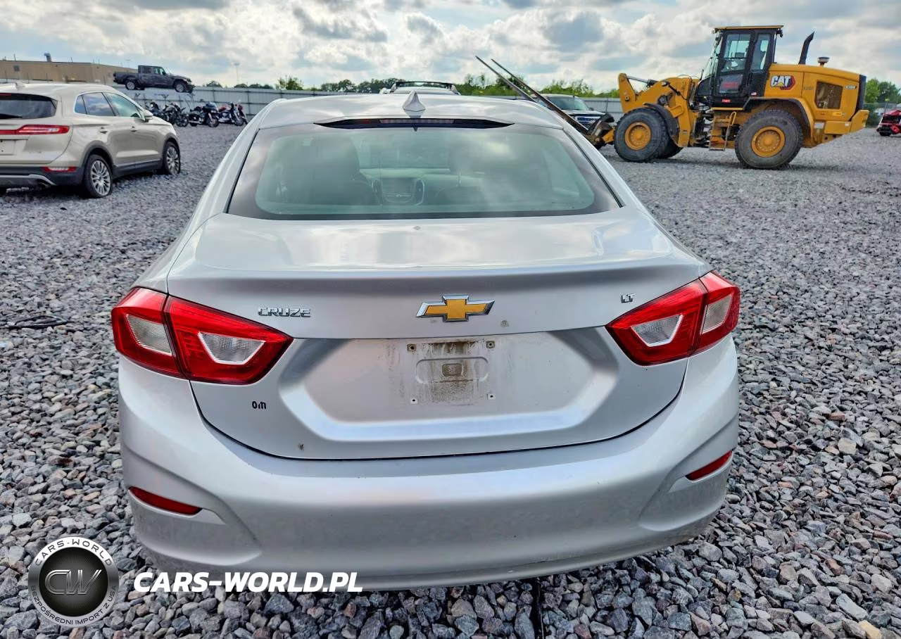 2018 Chevrolet Cruze Lt VIN:1G1BE5SM9J7180376 - 6