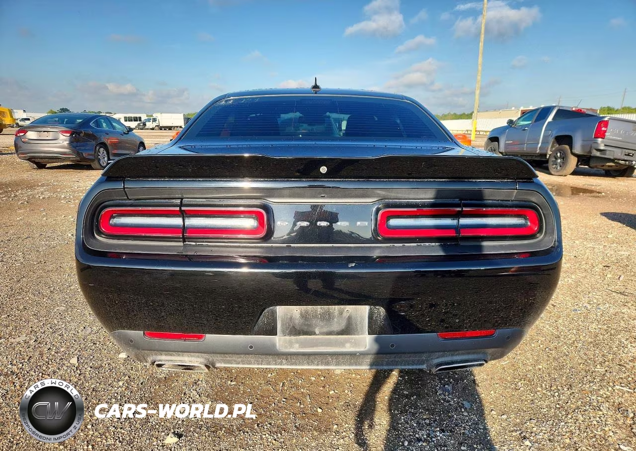 2018 Dodge Challenger Sxt VIN:2C3CDZAG7JH161481 - 6