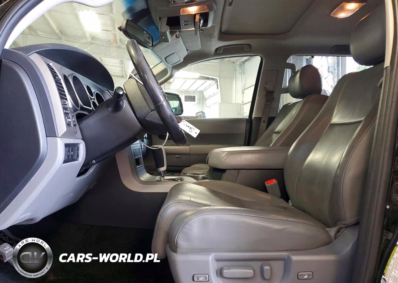 2014 Toyota Sequoia Limited VIN:5TDJW5G11ES099060 - 7