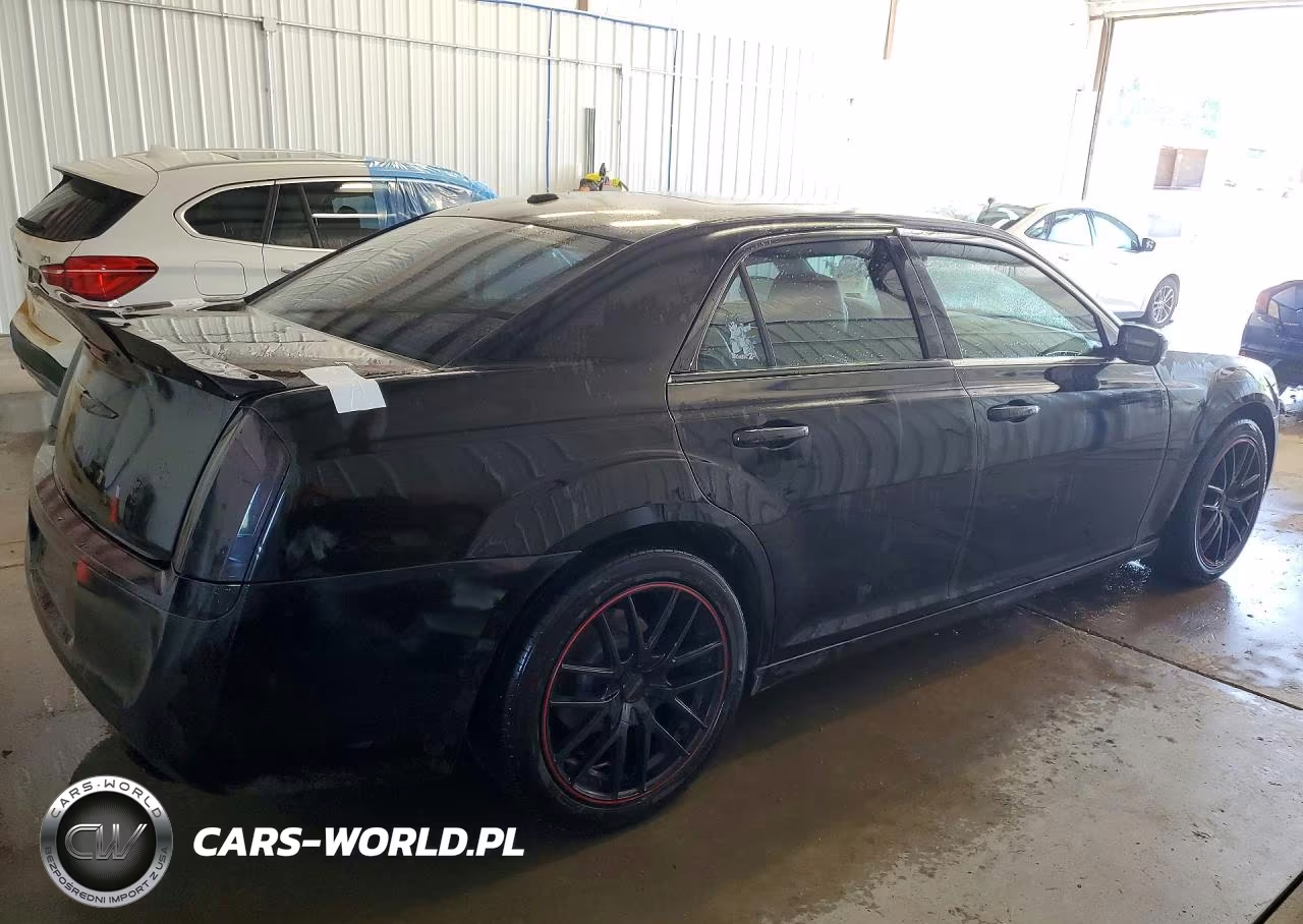 2012 Chrysler 300 Limited VIN:2C3CCACG2CH175549 - 3