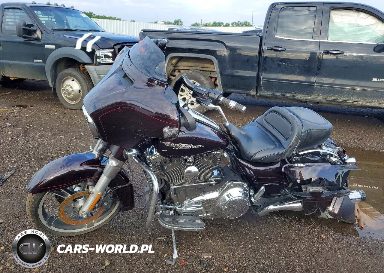 2014 Harley-Davidson Flhxs Street Glide Special VIN:1HD1KRM18EB692976 - 3