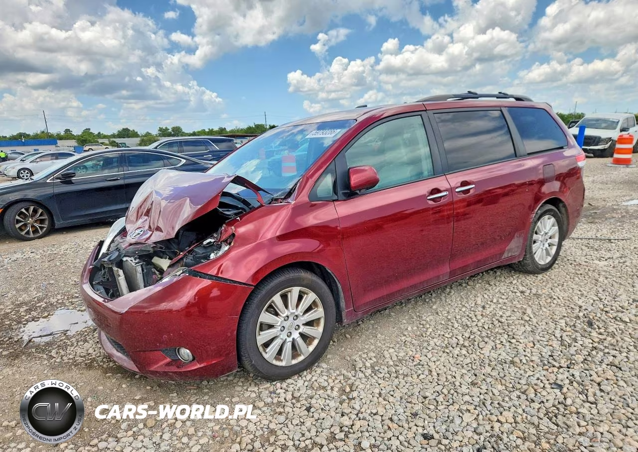 2012 Toyota Sienna Limited 7-Passenger