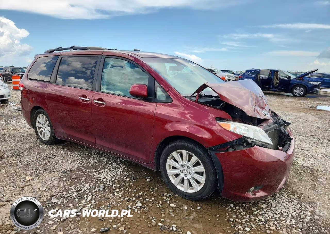 2012 Toyota Sienna Limited 7-Passenger VIN:5TDYK3DC0CS207962 - 4