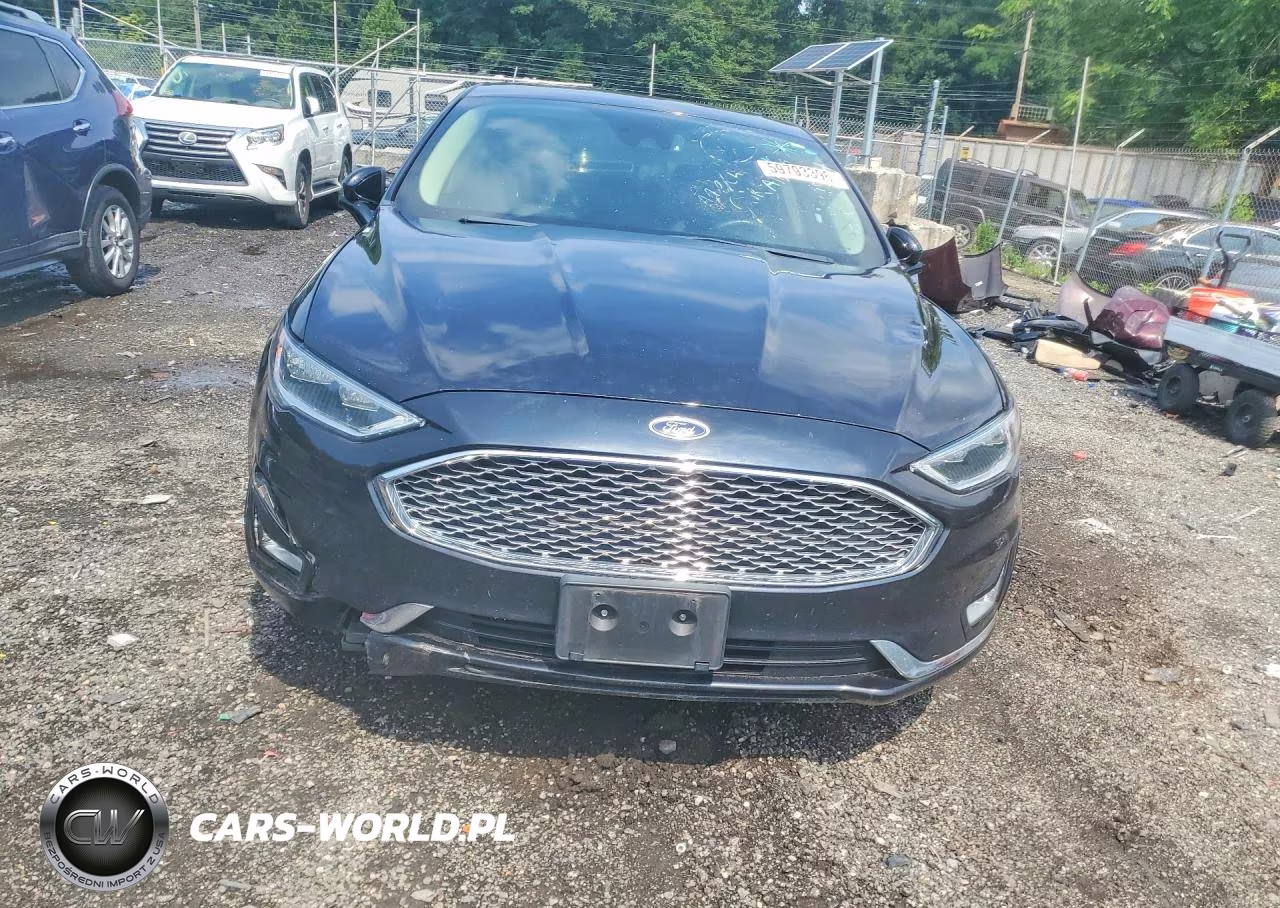 2019 Ford Fusion Titanium VIN:3FA6P0K9XKR269794 - 5