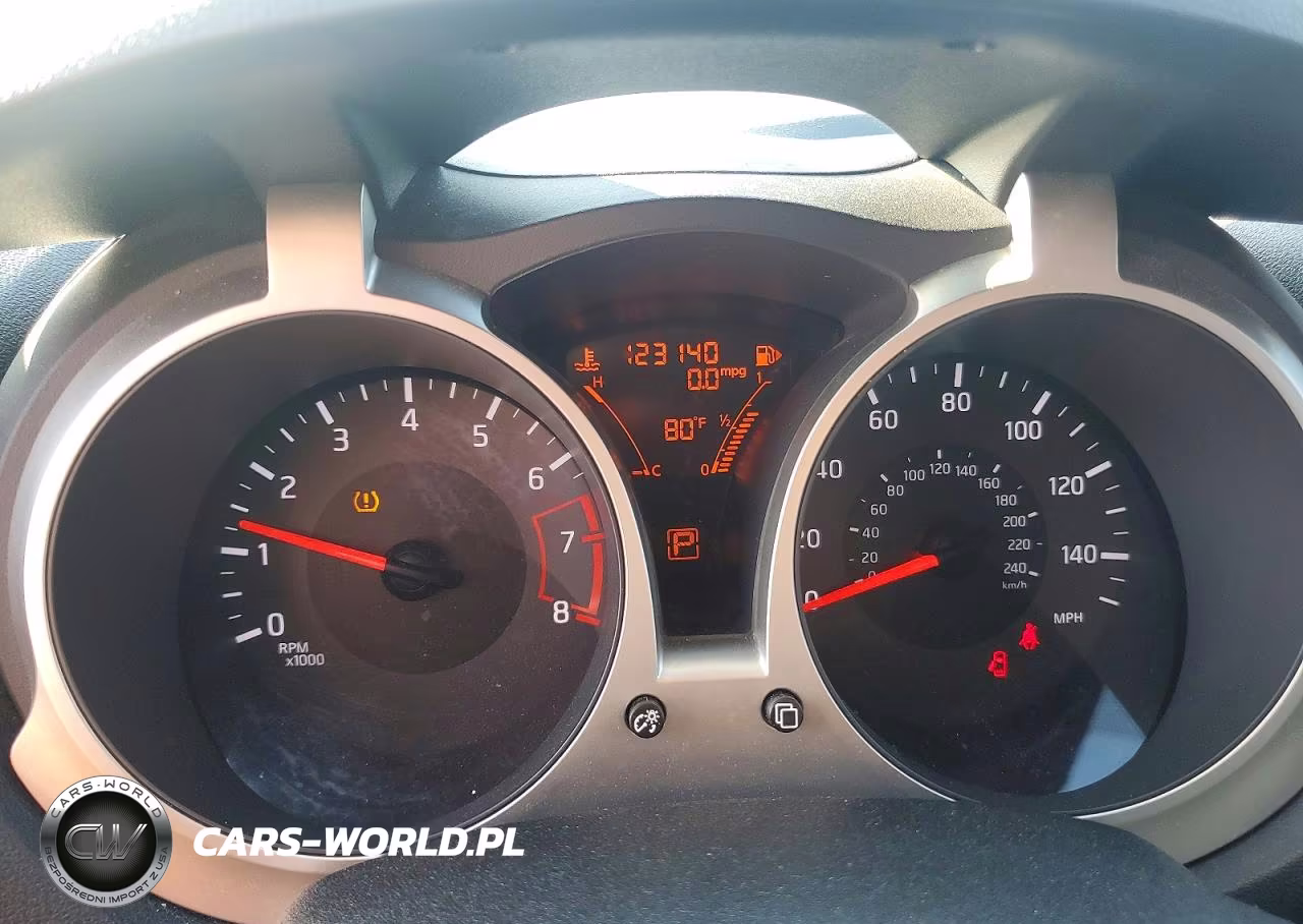 2015 Nissan Juke S VIN:JN8AF5MR3FT505552 - 9