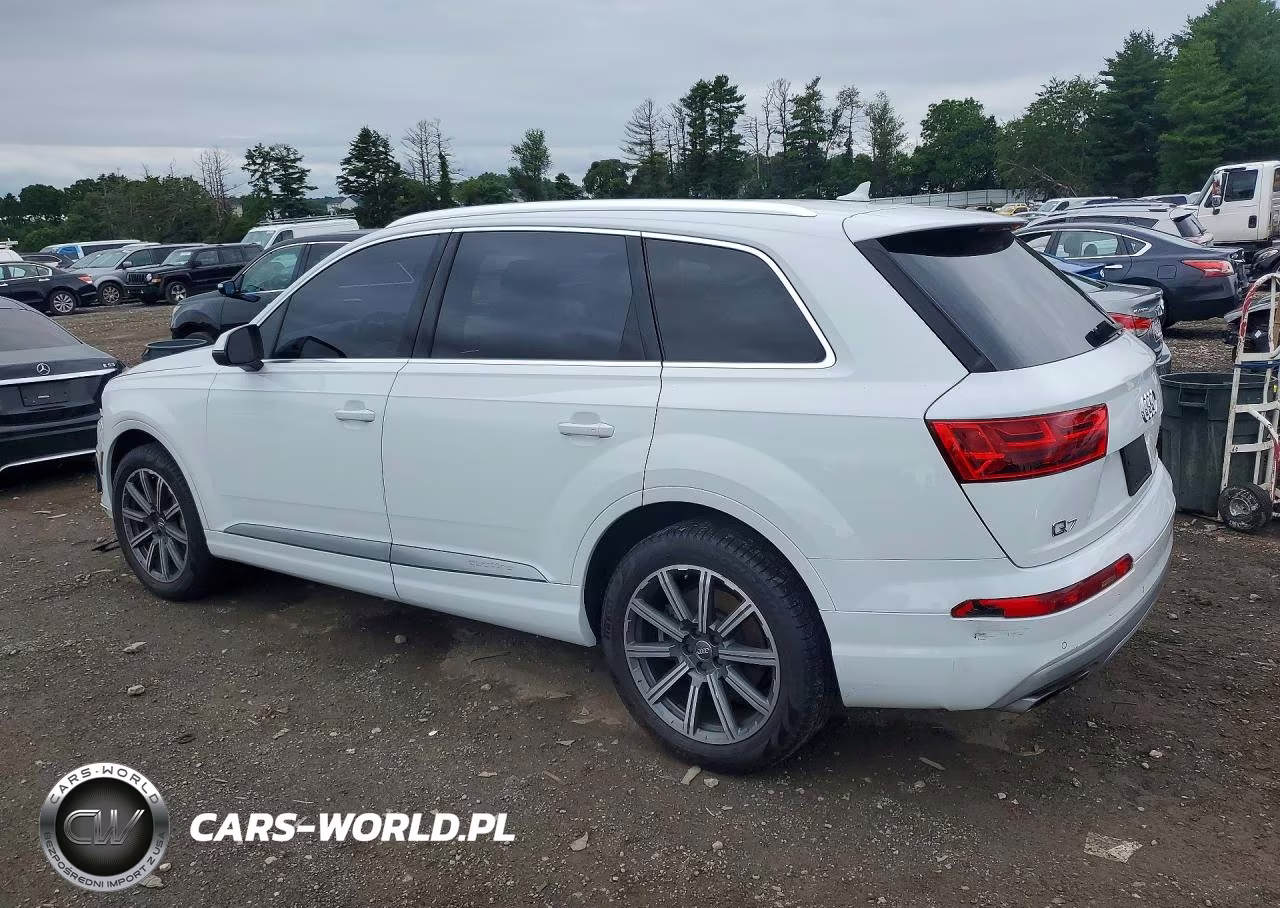 2017 Audi Q7 Premium Plus VIN:WA1LAAF78HD029748 - 2