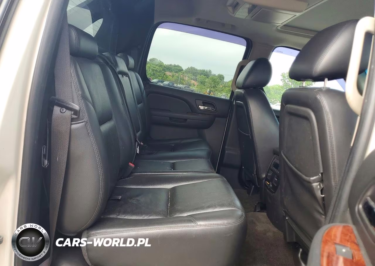 2010 Chevrolet Avalanche Ltz VIN:3GNVKGE00AG228733 - 10