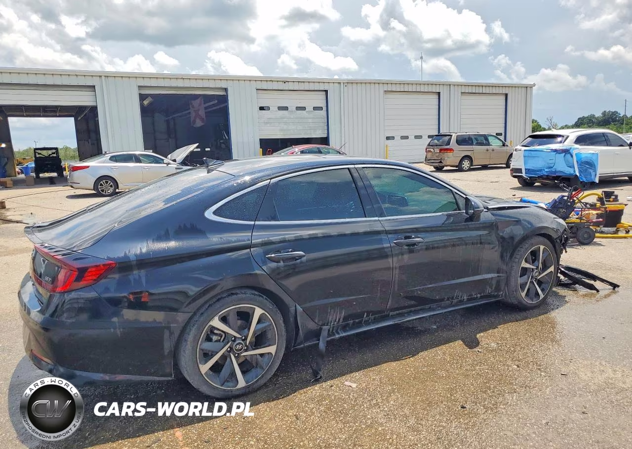 2023 Hyundai Sonata Sel Plus VIN:KMHL44J27PA282839 - 3