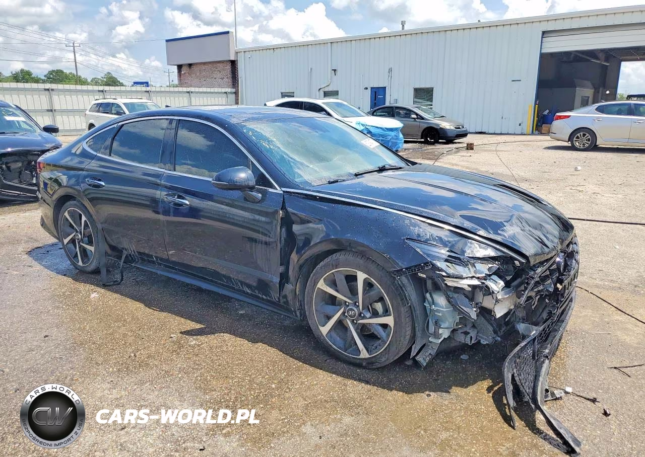 2023 Hyundai Sonata Sel Plus VIN:KMHL44J27PA282839 - 4