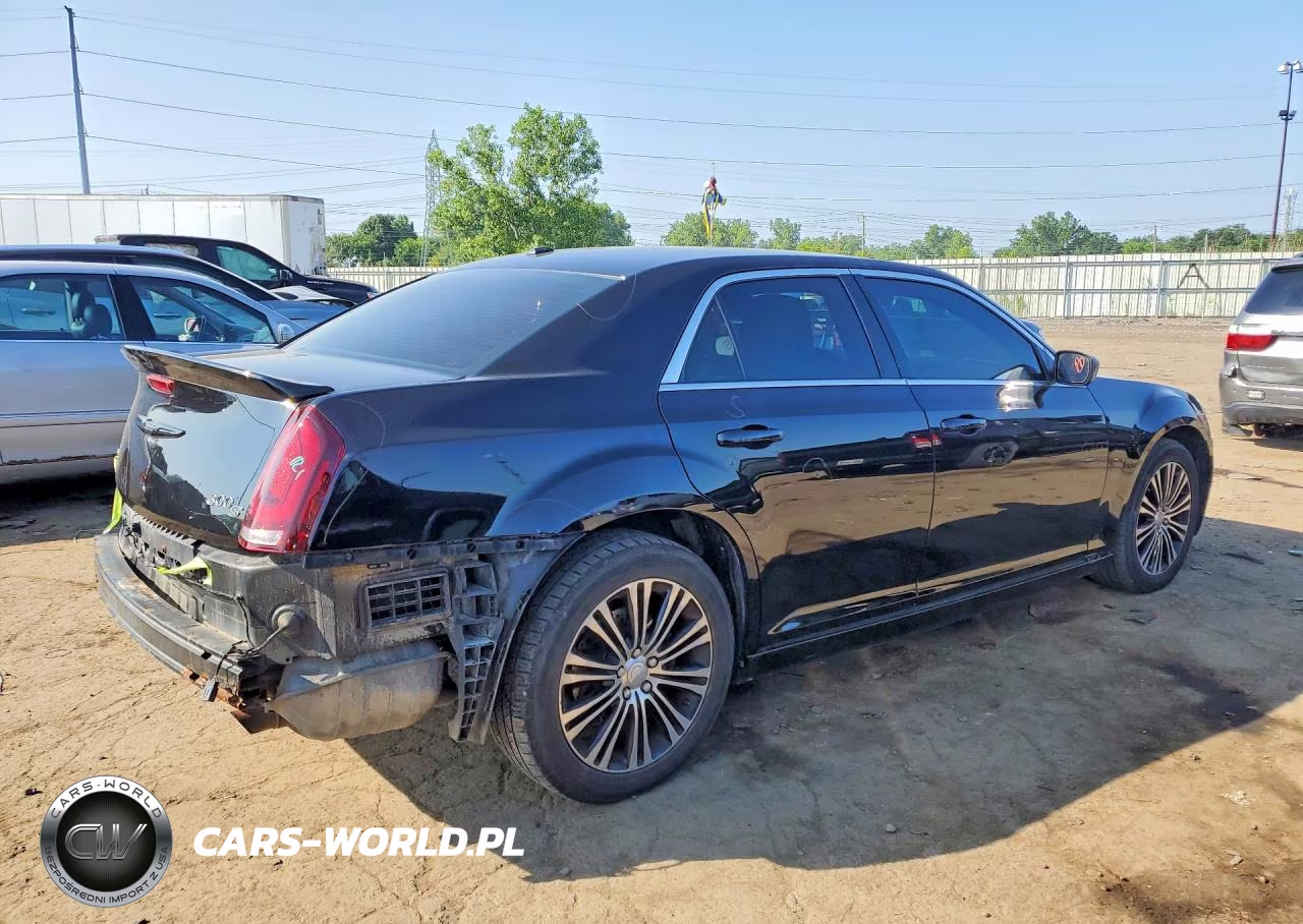 2013 Chrysler 300 S VIN:2C3CCAGG9DH691130 - 3