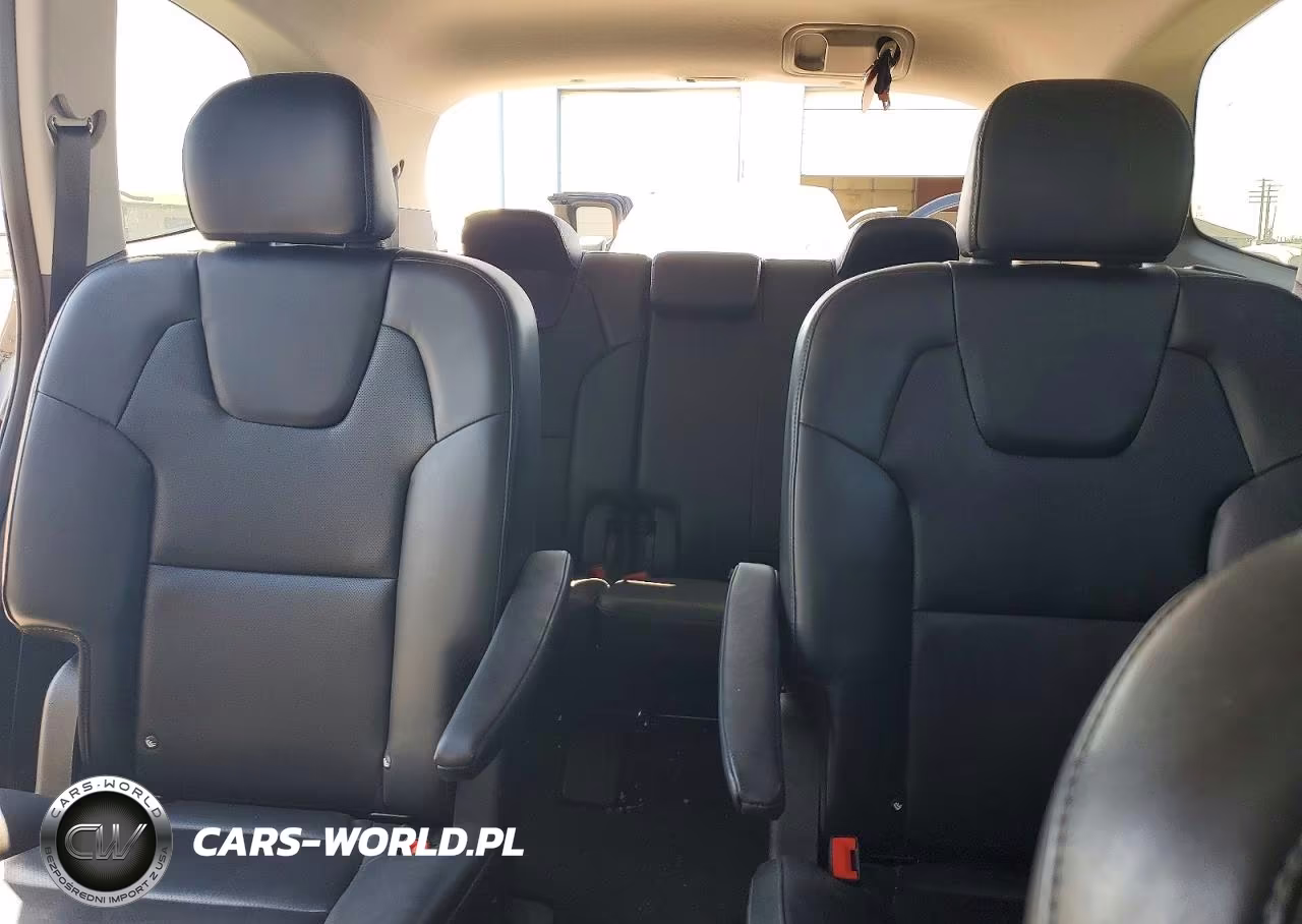2020 Kia Telluride S VIN:5XYP6DHC1LG002888 - 10