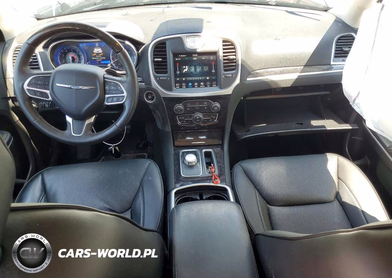 2019 Chrysler 300 Limited VIN:2C3CCAKG9KH627044 - 8