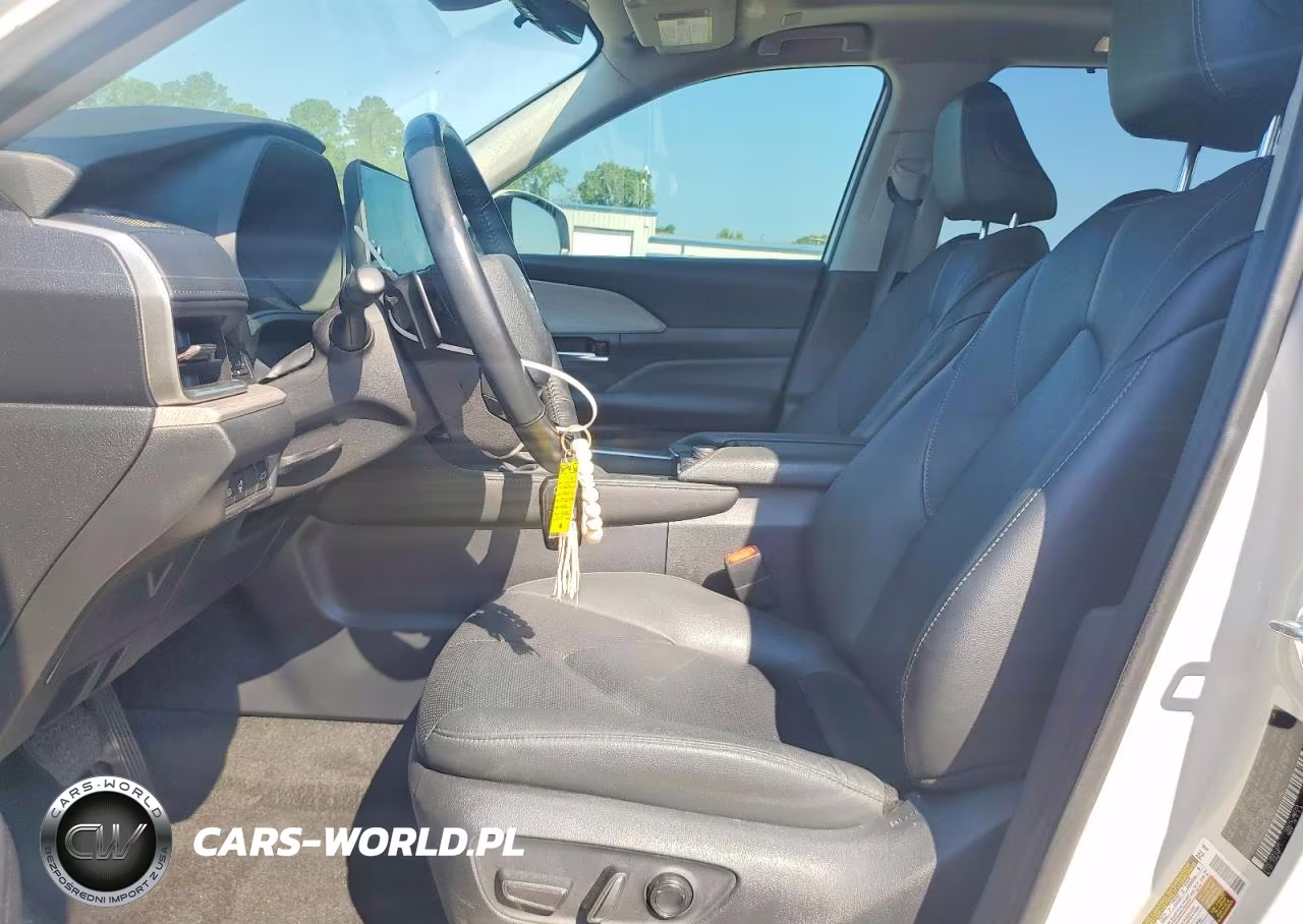 2024 Toyota Grand Highlander Platinum VIN:5TDAAAB59RS009001 - 7