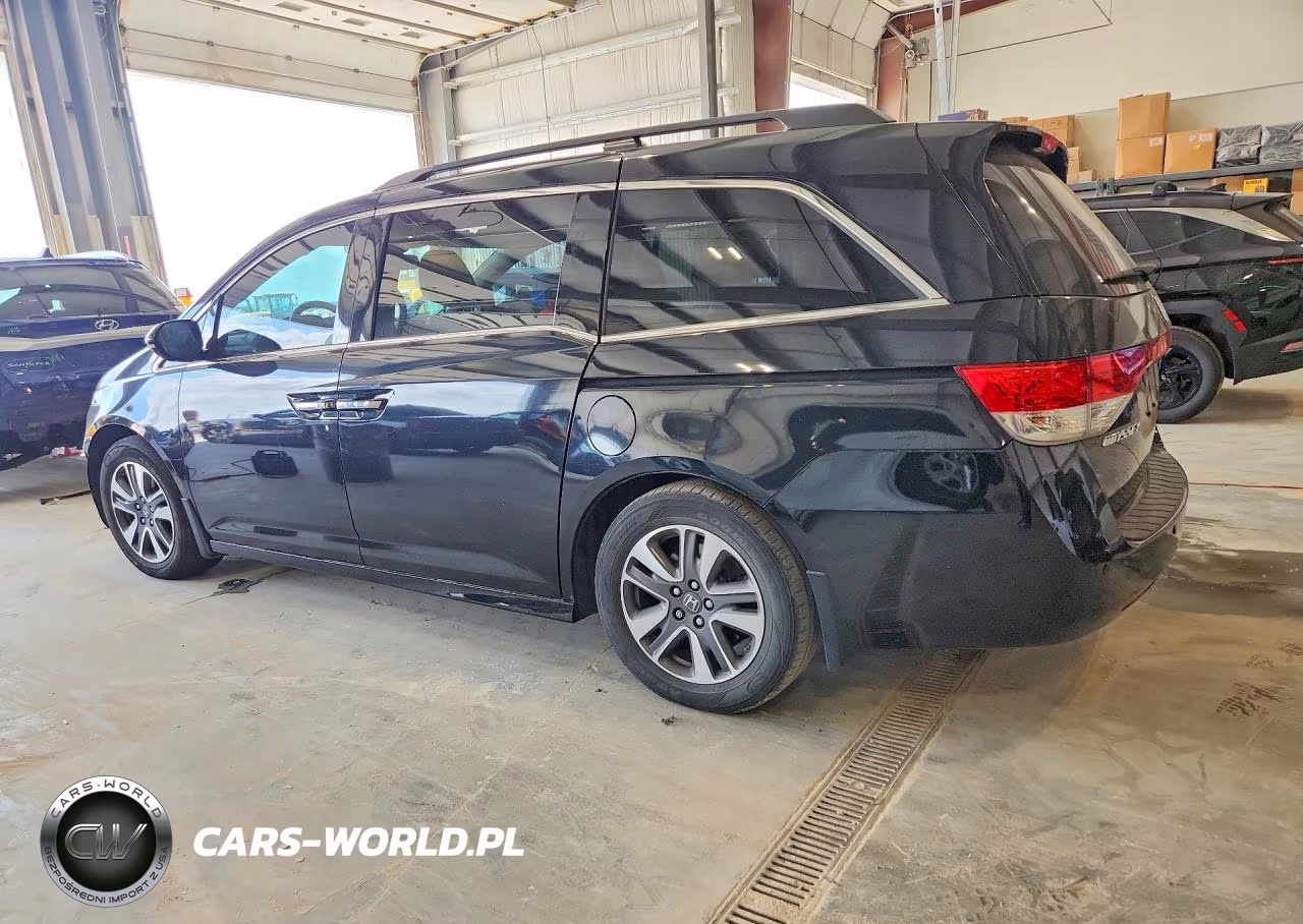 2014 Honda Odyssey Touring VIN:5FNRL5H90EB079516 - 2