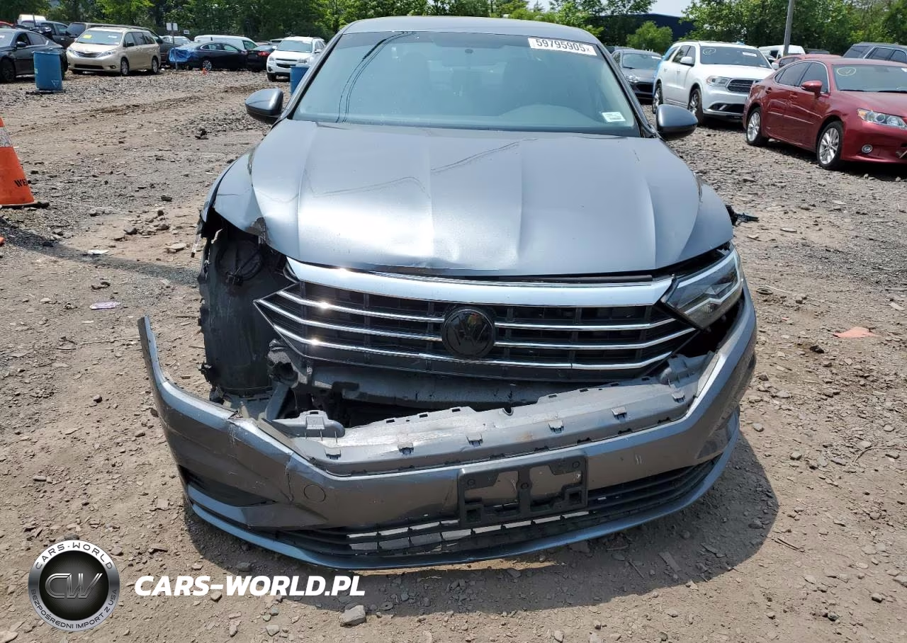 2019 Volkswagen Jetta S VIN:3VWC57BU8KM106961 - 5