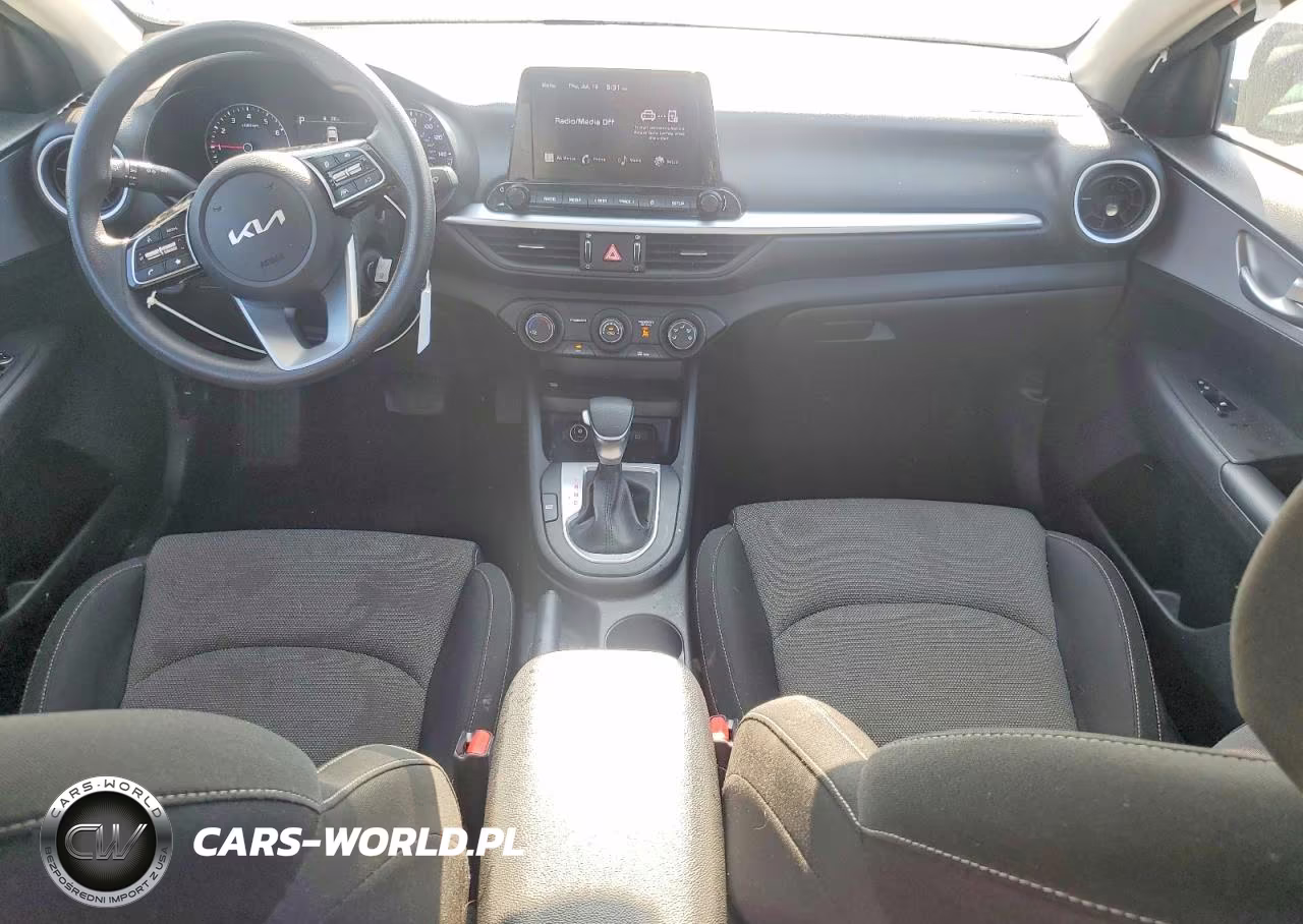 2024 Kia Forte Lxs VIN:3KPF24AD7RE741358 - 8